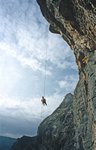 The whole route is very steep and under a big roof, which makes it an excellent choice for climbing in rainy weather - and rappelling is an adventure.